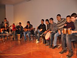 PMYO'da müzik dinletisi